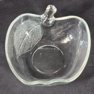 Transparent Glass Apple-Shaped Vase by KIG Indonesia